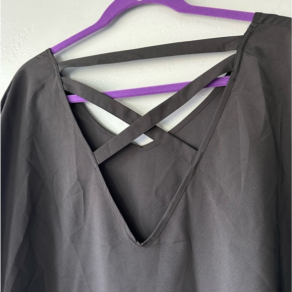 Black long sleeve top, with pearl beads, lantern sleeves, 3XL, SHEIN - Picture 5 of 10